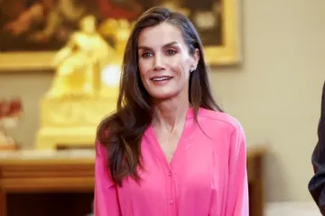 Kraljica Letizia oživjela 'Barbie' trend u savr&scaron;enim ljetnim cipelama