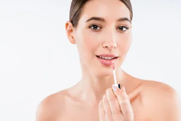 Glossy je ponovno trendi: Ovo su najbolja sjajila za usne koja vrijedi isprobati