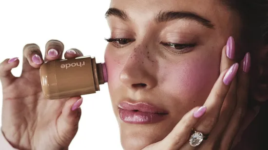 Rhode beauty hit ljeta: Prvi bronzer Hailey Bieber konačno je stigao