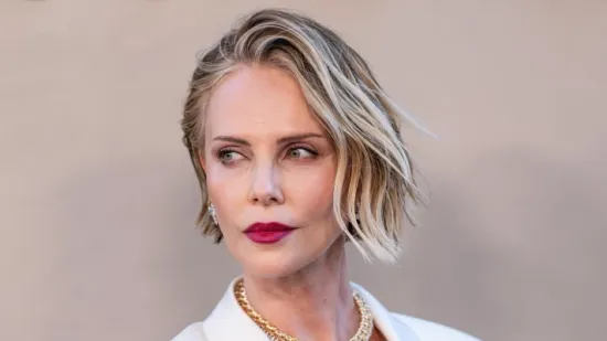 Charlize Theron odu&scaron;evila pojavom na crvenom tepihu, no kritičari su odmah uočili jedan detalj
