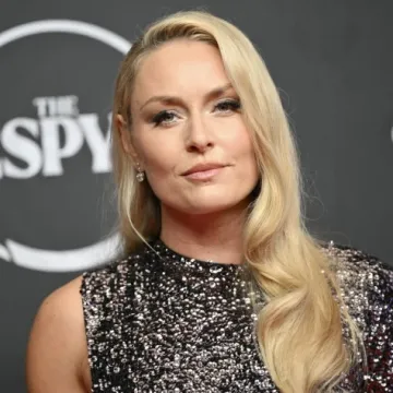 Lindsey Vonn krala poglede u čarobnoj Gucci haljini sa &scaron;ljokicama
