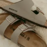 Umjesto kupovine novih, svi obnavljaju Birkenstockice - rezultati su impresivni