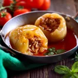 Sočne punjene paprike iz pećnice: Recept koji ćete poželjeti pripremati cijelo ljeto
