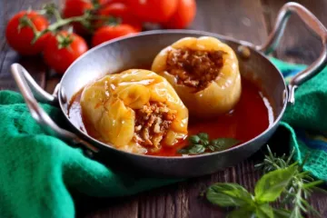 Sočne punjene paprike iz pećnice: Recept koji ćete poželjeti pripremati cijelo ljeto
