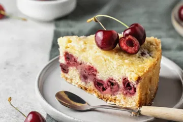 Volite tre&scaron;nje? Napravite ovaj sočni kolač s grizom koji svi obožavaju