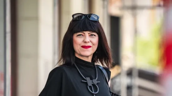 Mirela Holy na zagrebačkoj &scaron;pici ponovno pokazala svoj osebujni modni potpis