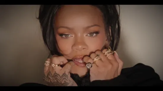Rihanna zna &scaron;to žene žele: Njezin novi puder mogao bi postati beauty hit godine