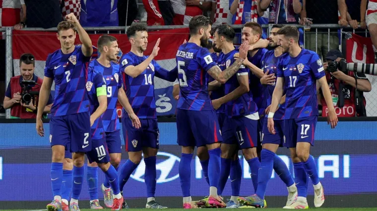 Hrvatska oduševila Srbe: 'Petardom su nokautirali Čehe. E, ovako se igra nogomet...'