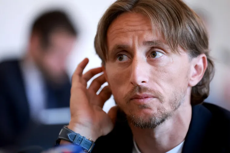 Dan nakon utakmice, Modrić na sudu u Osijeku zbog suđenja Mamićima
