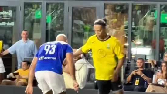 Messijev tjelohranitelj se nadobudno postavio na Ronaldinha: Još mu se vrti u glavi
