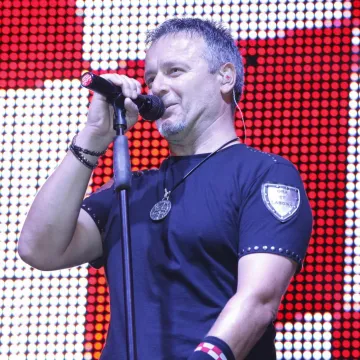 Traže se konobari i osoblje za Thomsponov koncert: Zarada je odlična