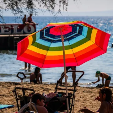 Euro jača, dolar slabi: Stručnjaci savjetuju gdje za manje novca bolje proći na odmoru