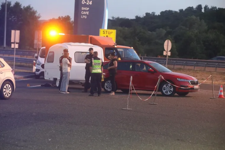 Strašna tragedija kod Novog Marofa: Otac na odmorištu pregazio svoje dijete (4)?