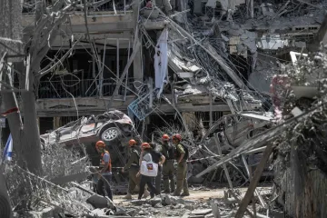 Uzbune u Izraelu, Iran pokrenuo novi napad: 'Ispalili smo stotinu raketa'