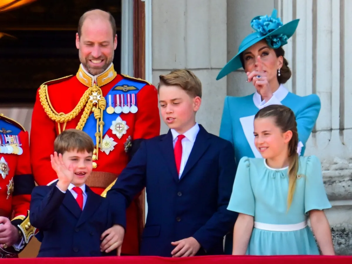 Nikad tužnija rođendanska parada kralja Charlesa: Jedan detalj tjera suze na oči