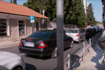 Kada kolone krenu u ovoj ulici, zna se da je sezona počela: 'Što ljeto ide dalje, bit će gore'