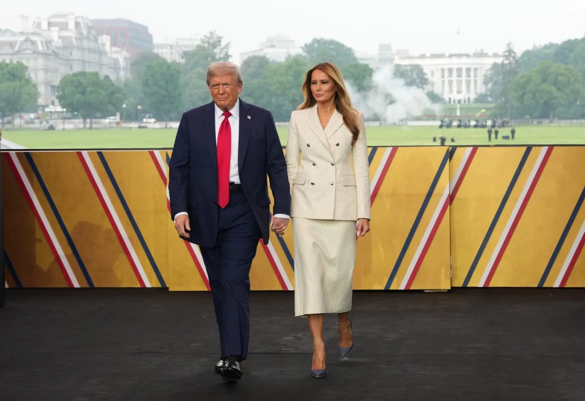 Čitačica s usana otkrila bizaran razgovor Donalda i Melanije Trump: 'Nisi to napravio!'