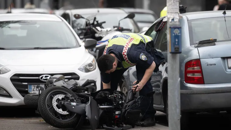 Prometna nesreća u centru Zagreba: Sudarili se motor i automobil