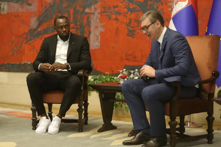 Sastali se Aleksandar Vučić i Usain Bolt, fotografije su hit: 'To majka jednom rodi'