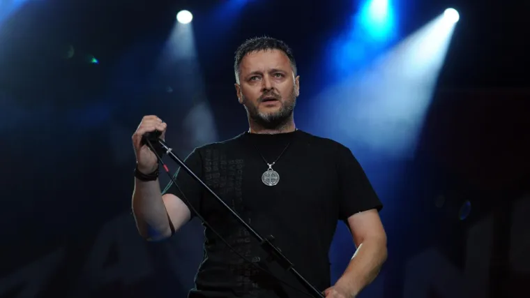 [KVIZ] Samo će pravi znalci znati završiti sve Thompsonove stihove