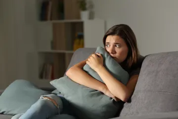 Spavate same kod kuće? Uz ove četiri strategije osjećat ćete se puno sigurnije