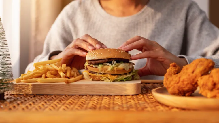 Volite jesti burgere? Nutricionisti otkrili koliko crvenog mesa je preporučljivo