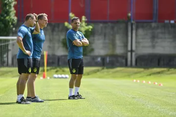 Modrićev čovjek na Maksimiru: Tko je tajanstveni V.V.?