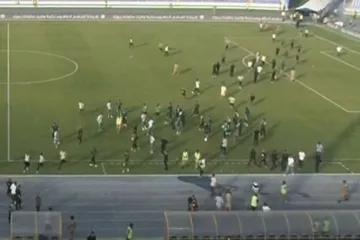 Brutalan derbi u Tripoliju: Sudac završio prebijen...