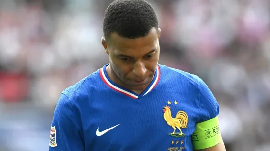 Otkriveno kroz kakvu dramu Mbappe prolazi: 'Jedva da izlazi iz sobe, potpuno je izoliran'