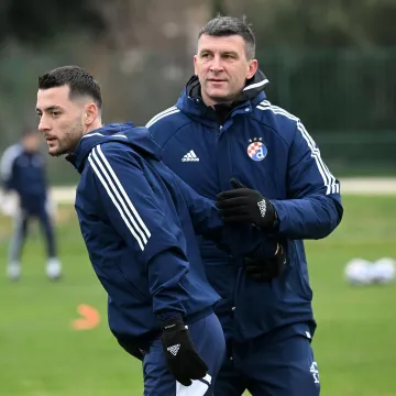 Sergej Jakirović želi Hull pojačati igračem kojeg je vodio u Dinamu