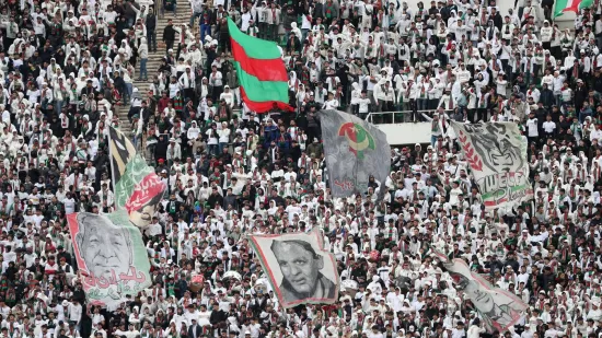 Slavlje se pretvorilo u tragediju: Na stadionu puknula ograda, navijači popadali. Trojica izgubila život