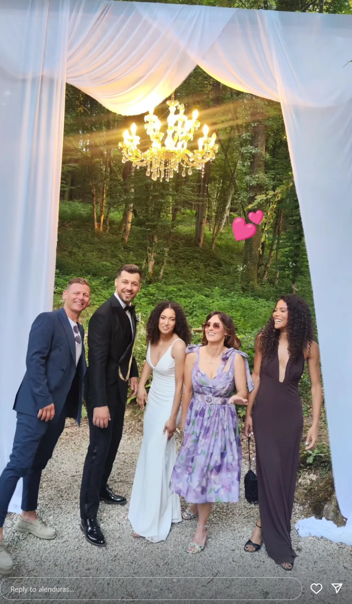 Alen Đuras podijelio atmosferu s vjenčanja s voditeljicom Anom-Klaudijom