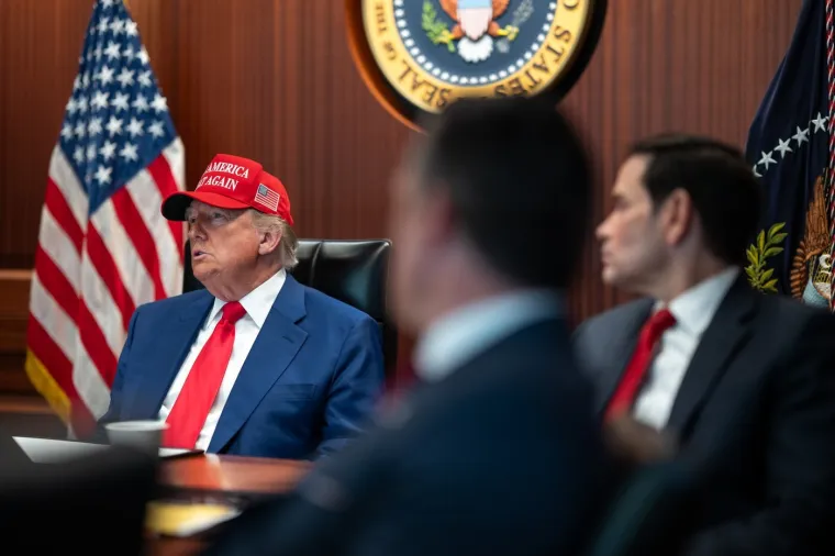Iran napao Katar i Irak, čuju se eksplozije! Trump se zatvorio u Sobu za krizne situacije