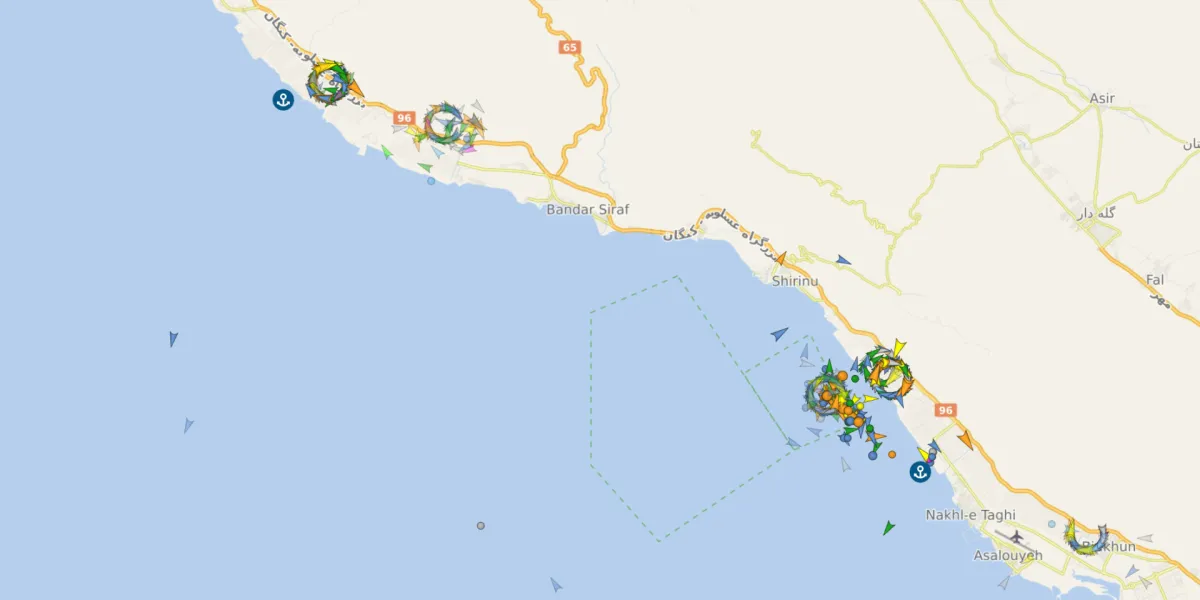 Brodovi posloženi u krug kao NLO? Misterij izazvao kaos uz iransku obalu