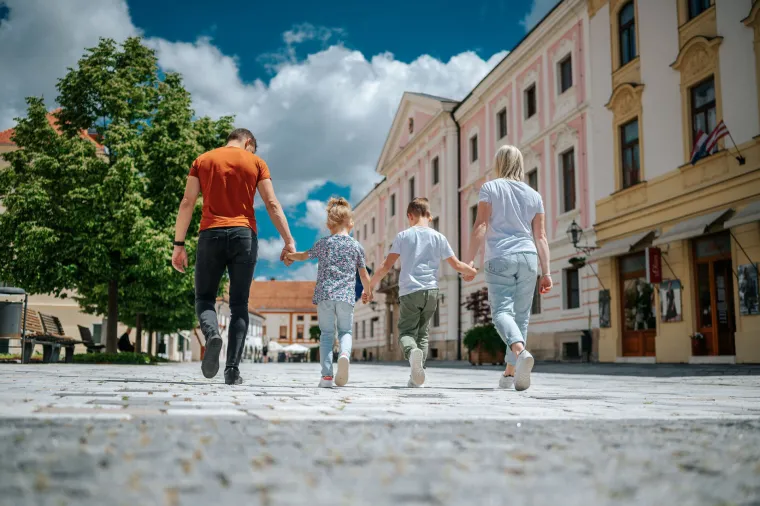 Putovanje kroz povijest i tradiciju