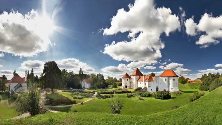 Putovanje kroz povijest i tradiciju