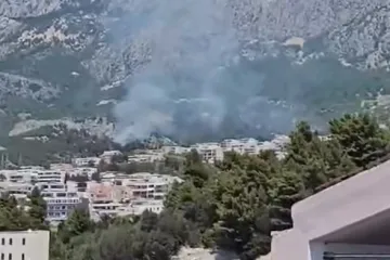 Opet gori na jugu Dalmacije! Plamena buktinja širi se iznad naselja