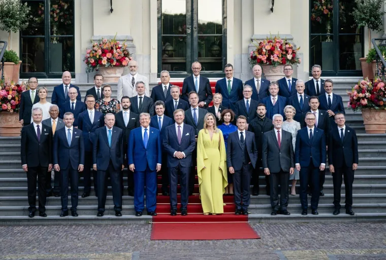 Kraljica koja je zasjenila sve svjetske lidere: Ni Trump nije ostao ravnodušan