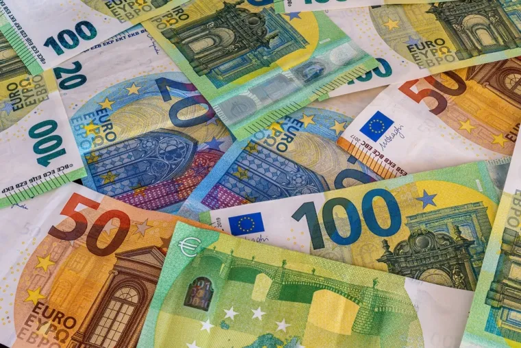 Njima srpanj donosi financijsku sreću: Novac stiže sa svih strana, neće znati kud s njim