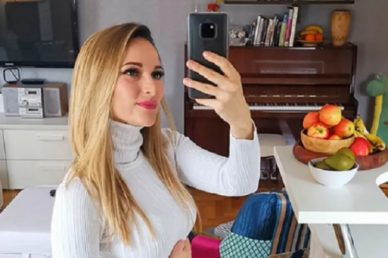 Pamela Ramljak iz Feminnema ima novosti, a sve nam je ispričala: Od promjene karijere do bračnih problema