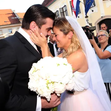 Mlada plakala, a Janica Kostelić imala važnu ulogu: Ovako je izgledalo vjenčanje Antonije Blaće
