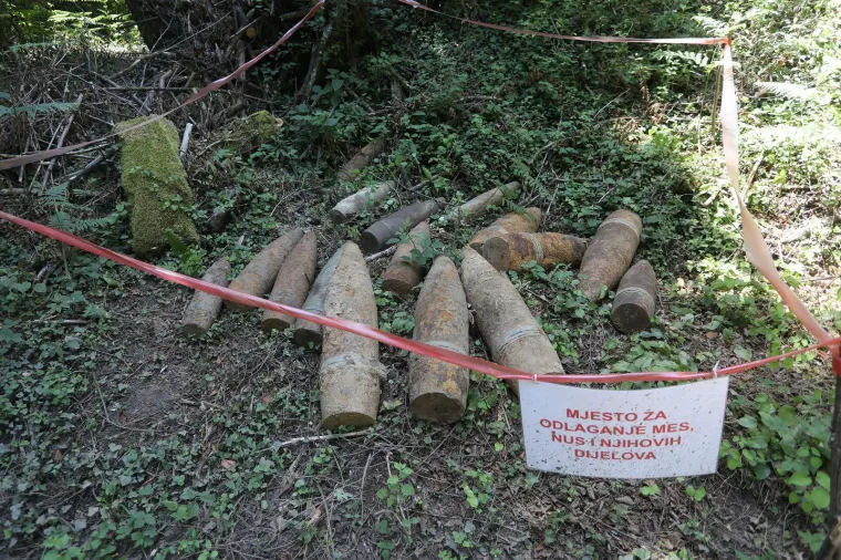 Poginuo pirotehničar u bivšem vojnom skladištu kod Ogulina! Pogledajte fotografije s mjesta tragedije