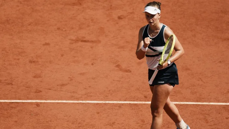 Braniteljica naslova na Wimbledonu morala predati meč: Upitan je nastup u All-England Clubu