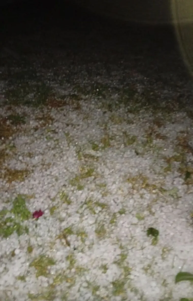 Snažno nevrijeme pogodilo dijelove Hrvatske: Neki ostali bez struje, a kod susjeda tuča veličine šake!
