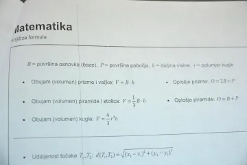[KVIZ] Znaš li točno odgovoriti na pitanja s ovogodišnje više razine mature iz matematike