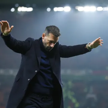 Leicester otpustio legendarnog Nizozemca: 'Bio je na klupi u izazovnom vremenu'