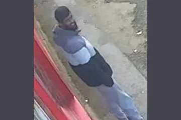 Brutalno ubio ženu dok je u kolicima gurala njihovu bebu: Smijao se nakon zločina