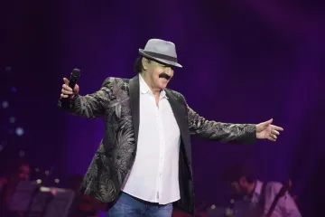 [KVIZ] Samo će pravi fanovi znati sve hitove Harisa Džinovića
