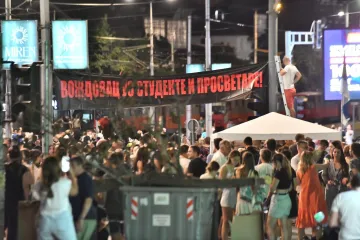Kremlj komentirao prosvjede u Srbiji: 'Ovo je pokušaj obojene revolucije'