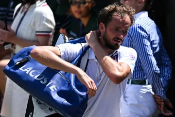 Šok na startu Wimbledona: Medvedev ispao nakon apsolutne senzacije